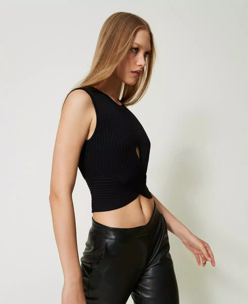 Top cropped con incrocio Actitude Twin set